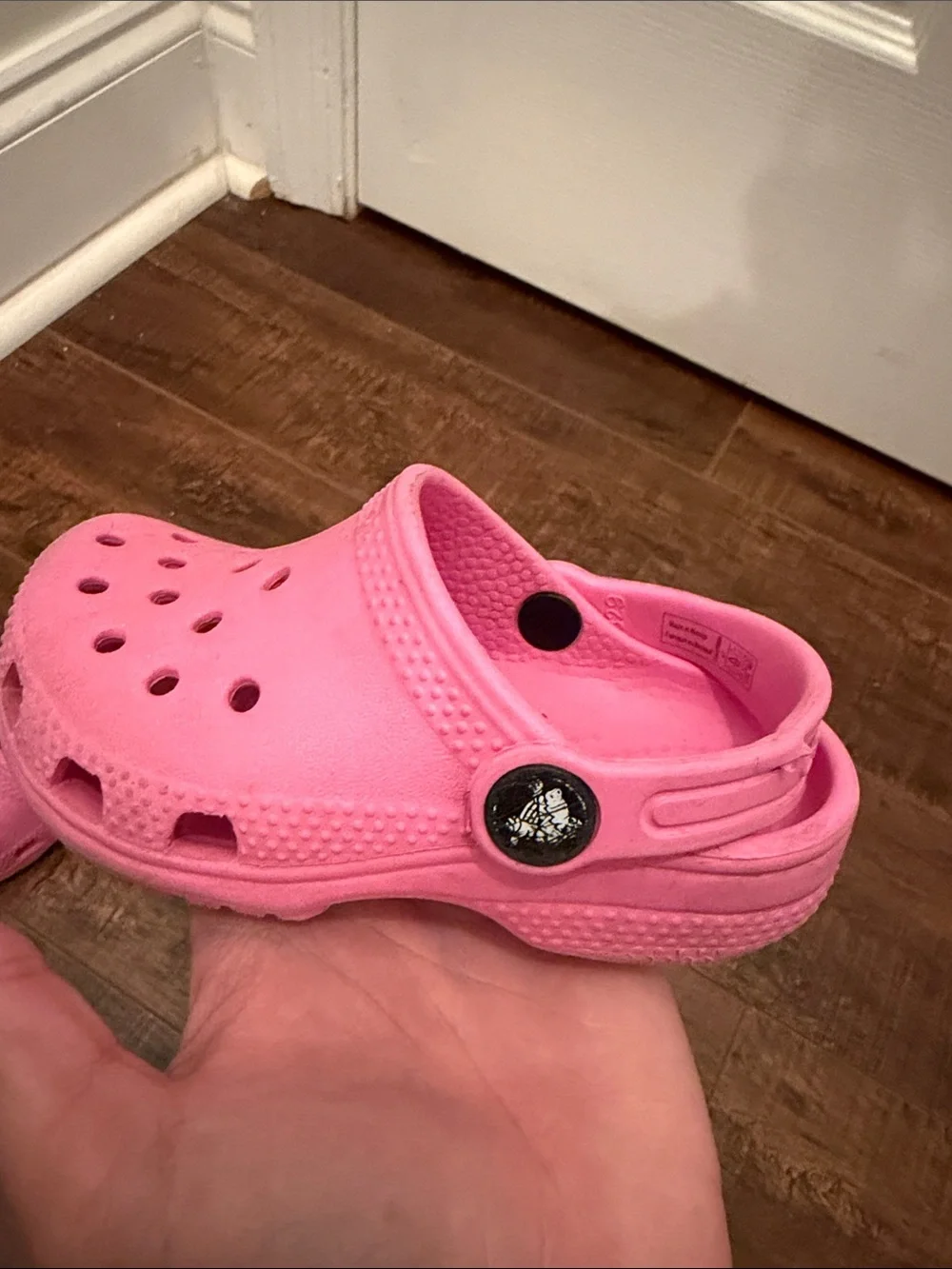 CROCS bright pink